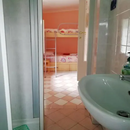 Mare, Monti E...cinque Terre Lägenhet *